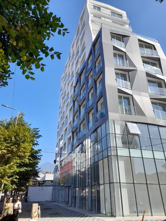 Urban Serenity City Skyline View Apartment 1 티라나 외부 사진