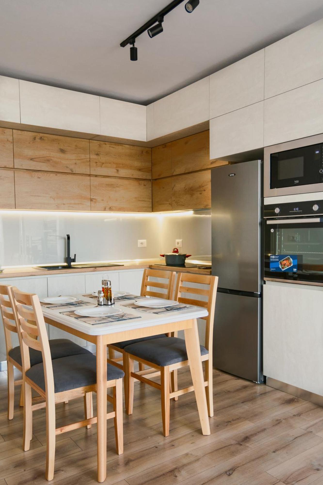 Urban Serenity City Skyline View Apartment 1 티라나 외부 사진
