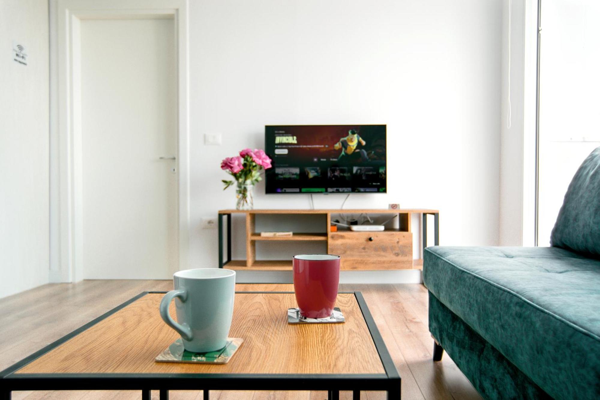 Urban Serenity City Skyline View Apartment 1 티라나 외부 사진