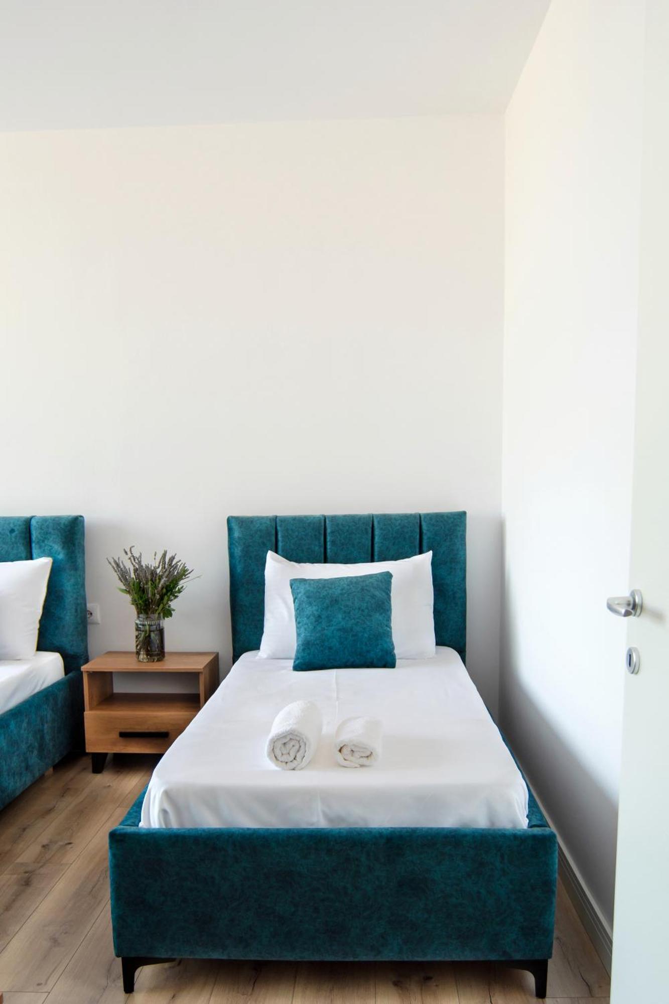 Urban Serenity City Skyline View Apartment 1 티라나 외부 사진